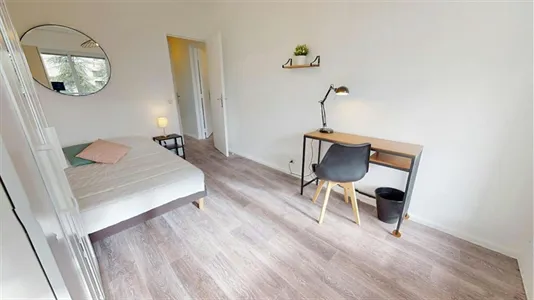 Rooms in Lyon - photo 2