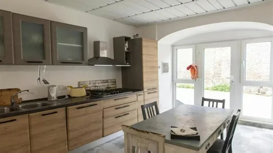 Apartments in Roma Municipio VII – Appio-Latino/Tuscolano/Cinecittà - photo 3