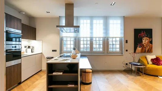 Apartments in Barcelona Ciutat Vella - photo 6