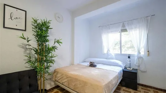 Rooms in Alcalá de Henares - photo 2