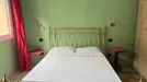 Room for rent, Florence, Toscana, &lt;span class=&quot;blurred street&quot; onclick=&quot;ProcessAdRequest(13184774)&quot;&gt;&lt;span class=&quot;hint&quot;&gt;See streetname&lt;/span&gt;[xxxxxxxxxxxxx]&lt;/span&gt;
