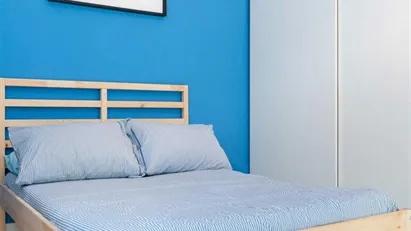 Room for rent in Milano Zona 9 - Porta Garibaldi, Niguarda, Milan