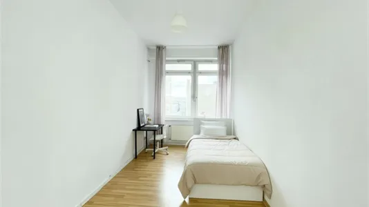 Rooms in Berlin Charlottenburg-Wilmersdorf - photo 2