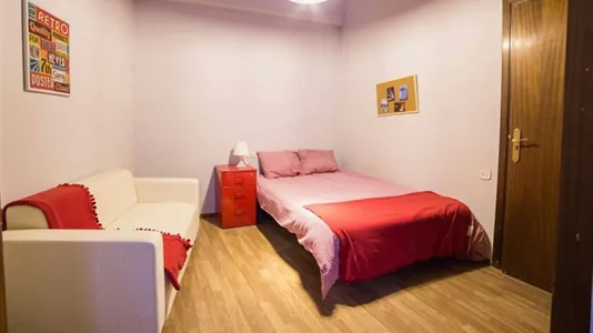 Rooms in Valencia Ciutat Vella - photo 4