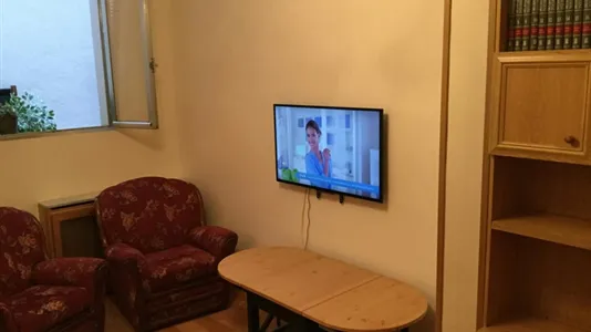 Apartments in Madrid Chamberí - photo 7