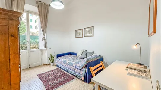 Rooms in Florence - photo 1
