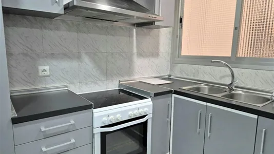 Rooms in Valencia Ciutat Vella - photo 2