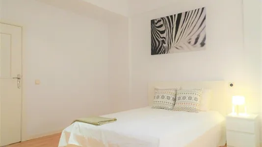 Rooms in Madrid Chamberí - photo 2