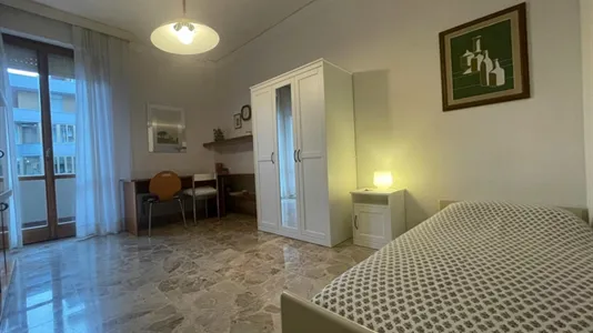 Rooms in Scandicci - photo 4