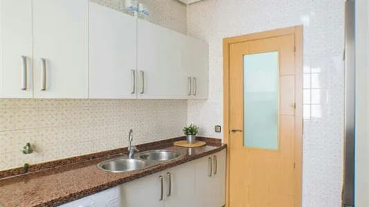 Rooms in Madrid Retiro - photo 3