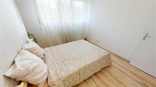 Apartments in Grenoble - photo 3