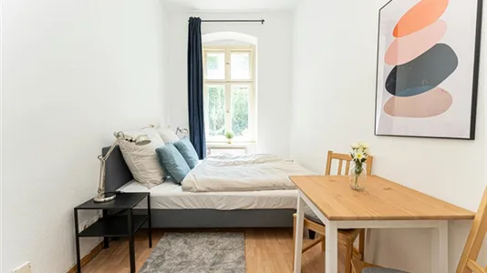 Apartments in Location is not specified - photo 8