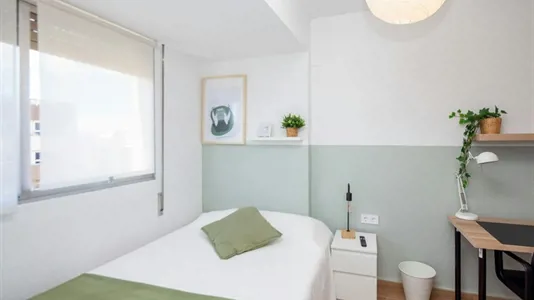 Rooms in Valencia Extramurs - photo 2