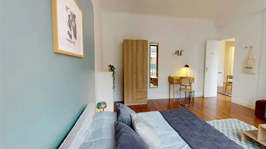 Rooms in Paris 8ème arrondissement - photo 4