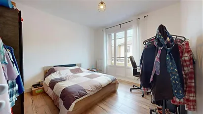 Room for rent in Grenoble, Auvergne-Rhône-Alpes