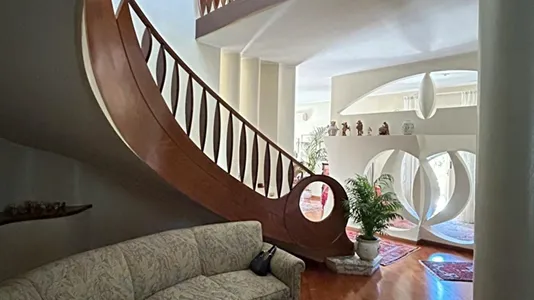 Houses in Catania - photo 4