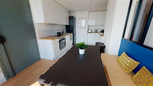 Rooms in Lyon - photo 8