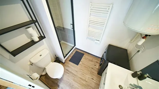 Apartments in Lyon - photo 8