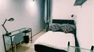 Room for rent, Napoli Municipalità 3, Naples, &lt;span class=&quot;blurred street&quot; onclick=&quot;ProcessAdRequest(13356324)&quot;&gt;&lt;span class=&quot;hint&quot;&gt;See streetname&lt;/span&gt;[xxxxxxxxxxxxx]&lt;/span&gt;