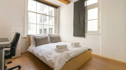 Apartments in Amsterdam Centrum - photo 5