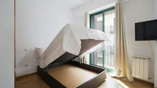 Apartments in Madrid Centro - photo 4