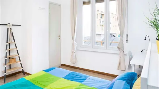 Rooms in Milano Zona 8 - Fiera, Gallaratese, Quarto Oggiaro - photo 3