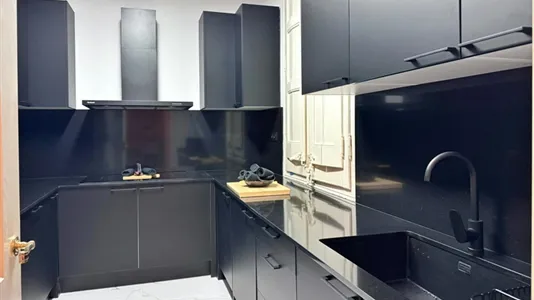 Rooms in Barcelona Eixample - photo 10