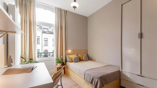 Rooms in Brussels Schaarbeek - photo 2