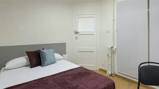 Rooms in Madrid Retiro - photo 1