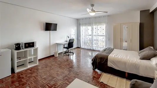 Rooms in Alcalá de Henares - photo 7