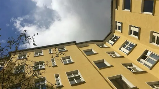 Apartments in Berlin Pankow - photo 1