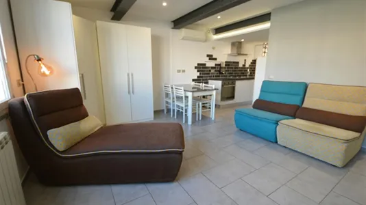 Apartments in Roma Municipio VII – Appio-Latino/Tuscolano/Cinecittà - photo 3