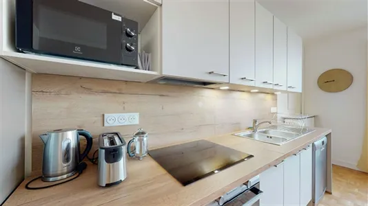 Rooms in Nanterre - photo 3