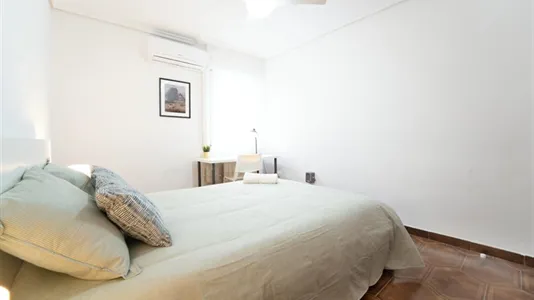 Rooms in Madrid Fuencarral-El Pardo - photo 2