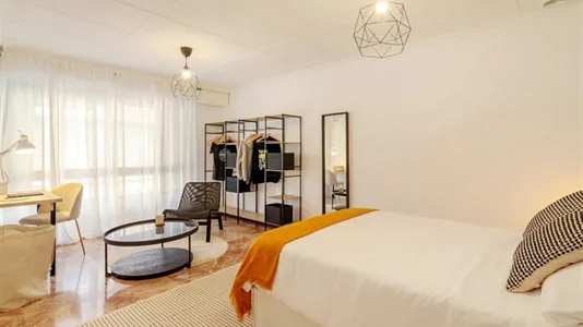 Rooms in Alicante/Alacant - photo 3