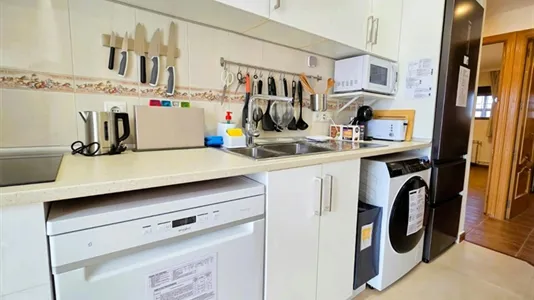 Rooms in Leganés - photo 9