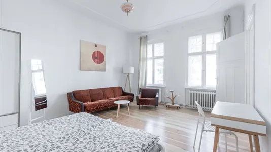 Apartments in Berlin Neukölln - photo 5