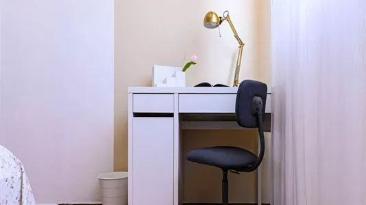 Rooms in Sesto San Giovanni - photo 5