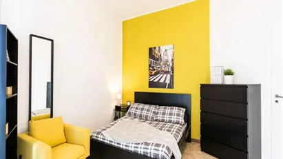 Room for rent in Buccinasco, Lombardia