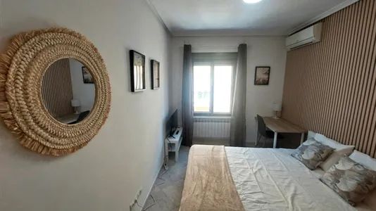 Rooms in Madrid Puente de Vallecas - photo 1