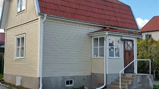 Houses in Västerås - photo 1