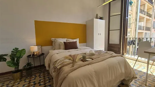 Rooms in Barcelona Eixample - photo 3