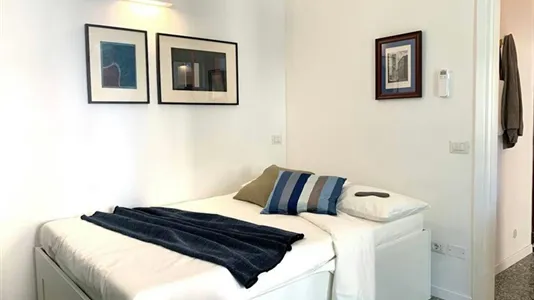 Apartments in Milano Zona 6 - Barona, Lorenteggio - photo 9