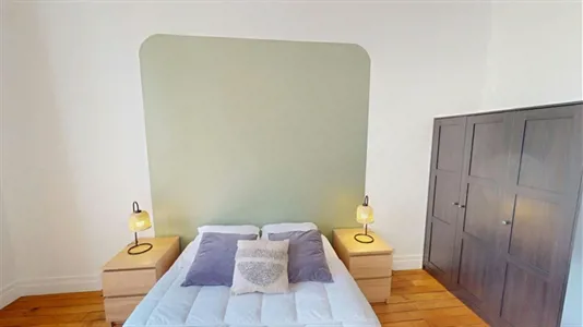 Rooms in Paris 17ème arrondissement - photo 2