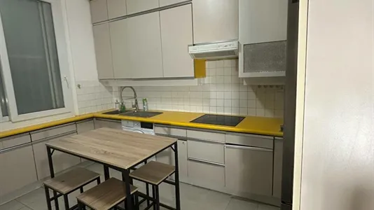 Rooms in Paris 8ème arrondissement - photo 7