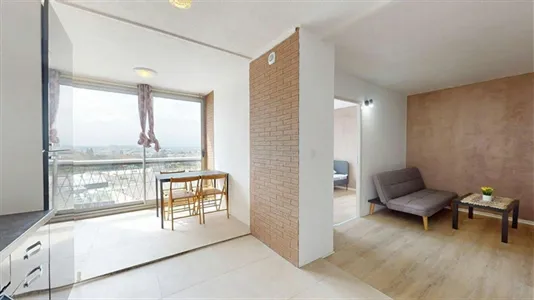 Rooms in Lyon - photo 1