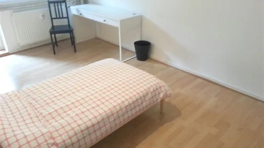 Rooms in Hamburg Nord - photo 1