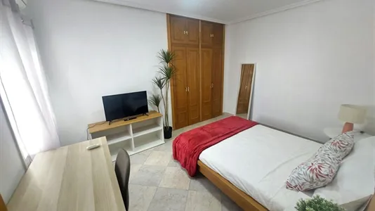 Rooms in Madrid Puente de Vallecas - photo 3