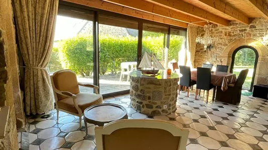 Houses in Châteaulin - photo 4