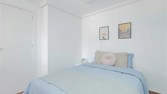 Rooms in Mislata - photo 1
